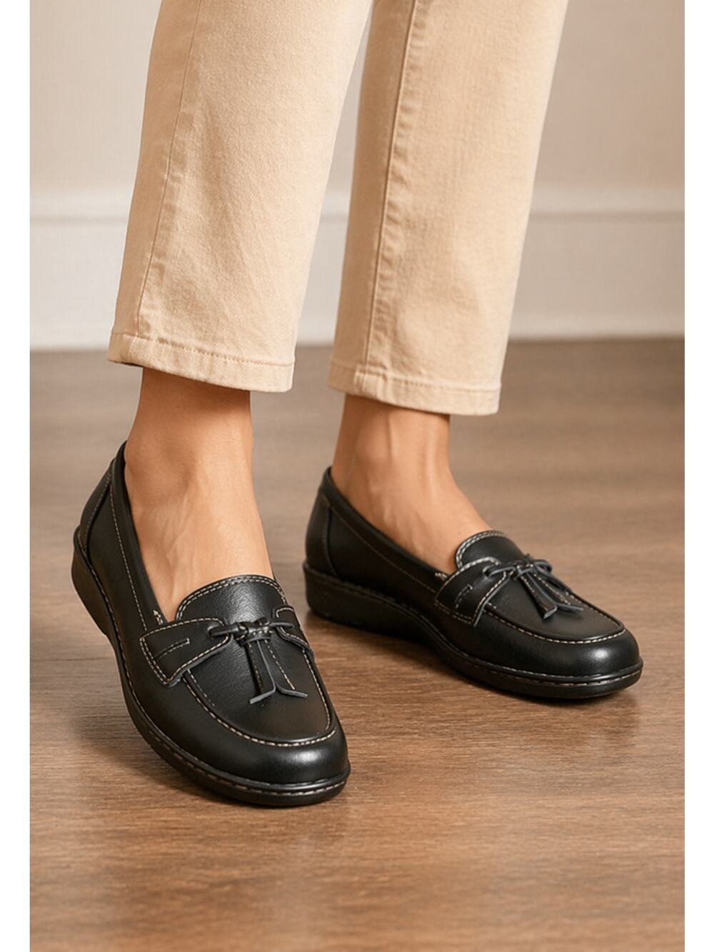 Clarks Ashland Bubble Loafers Womens 8 Black Leather Slip On Comfort